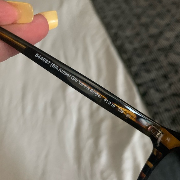 Coach sunglasses - Picture 3 of 4